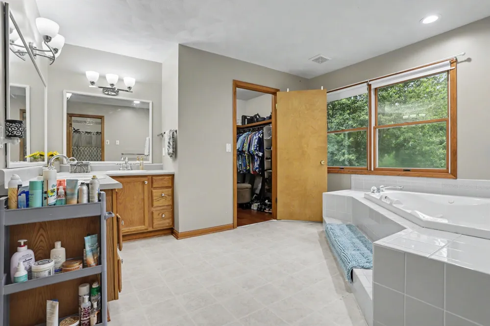 128 Pheasant Run Battle Creek City, MI 49015