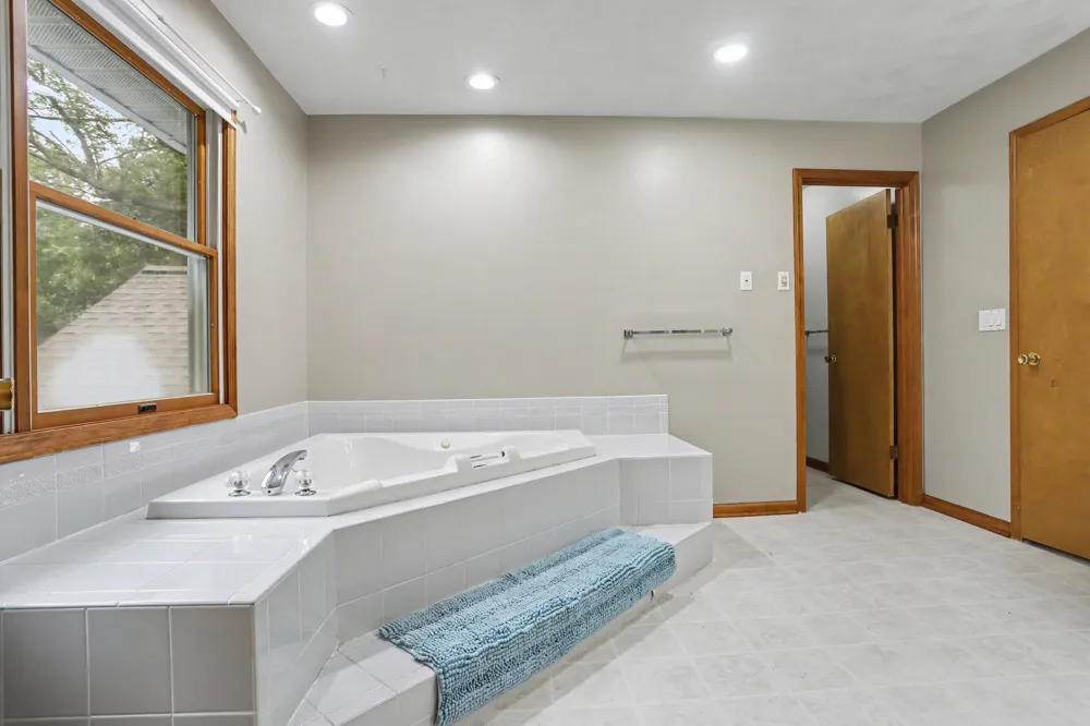 128 Pheasant Run Battle Creek City, MI 49015