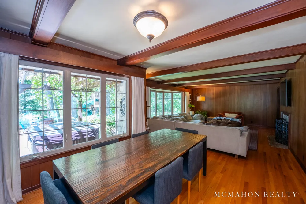 17887 Fruitport Road Spring Lake Township, MI 49456