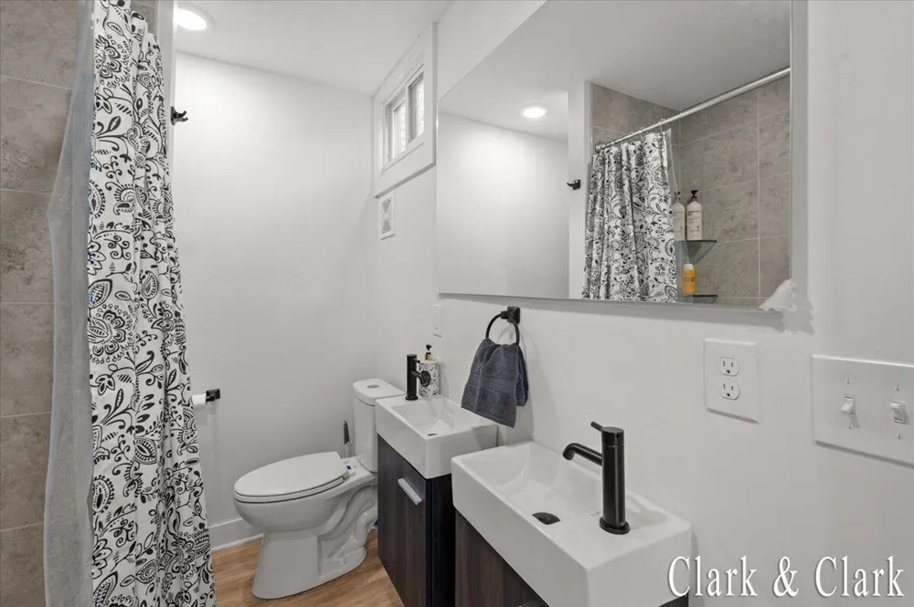 536 E Bond Street Hastings City, MI 49058