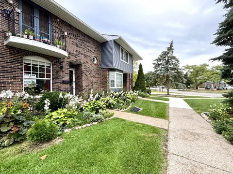 2798 Page Avenue