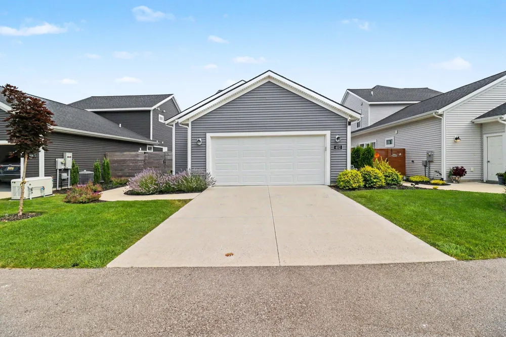 402 W Leland Drive Whitehall City, MI 49461