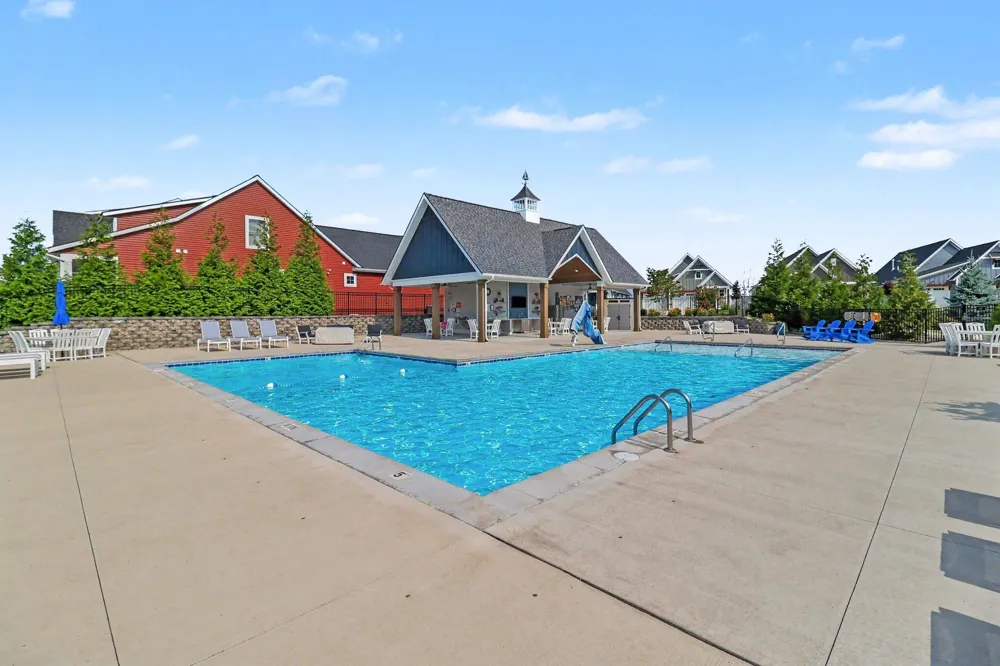 402 W Leland Drive Whitehall City, MI 49461