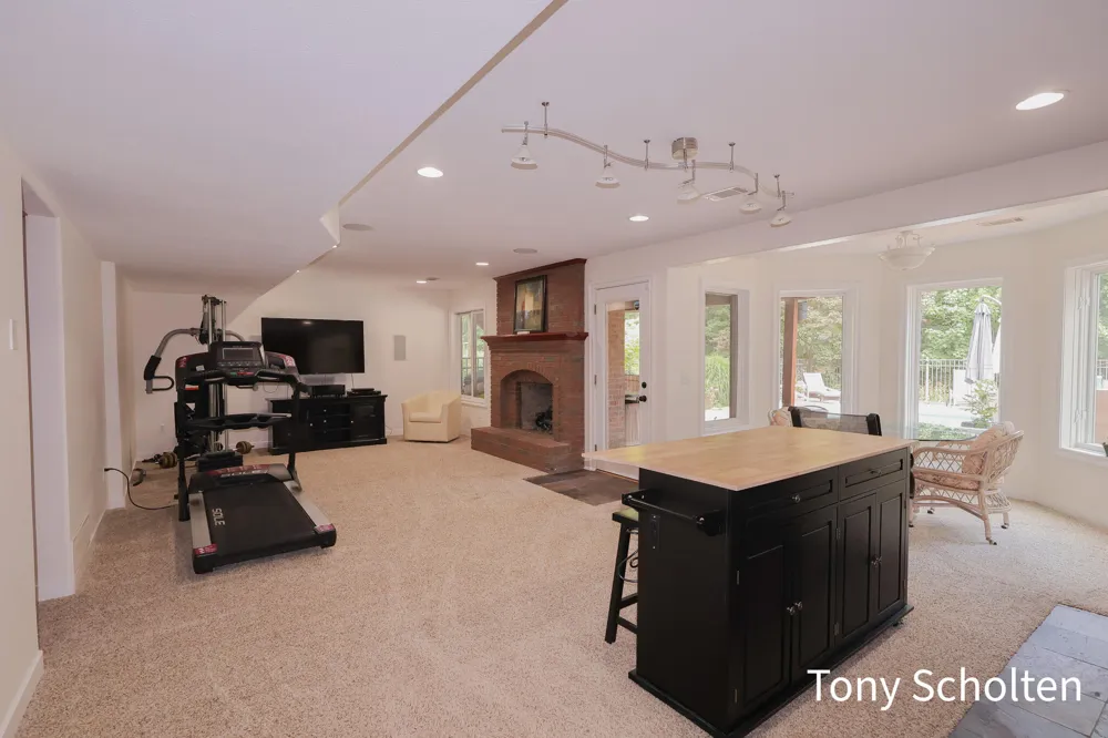 6054 Summerhill Drive Georgetown Charter Township, MI 49426