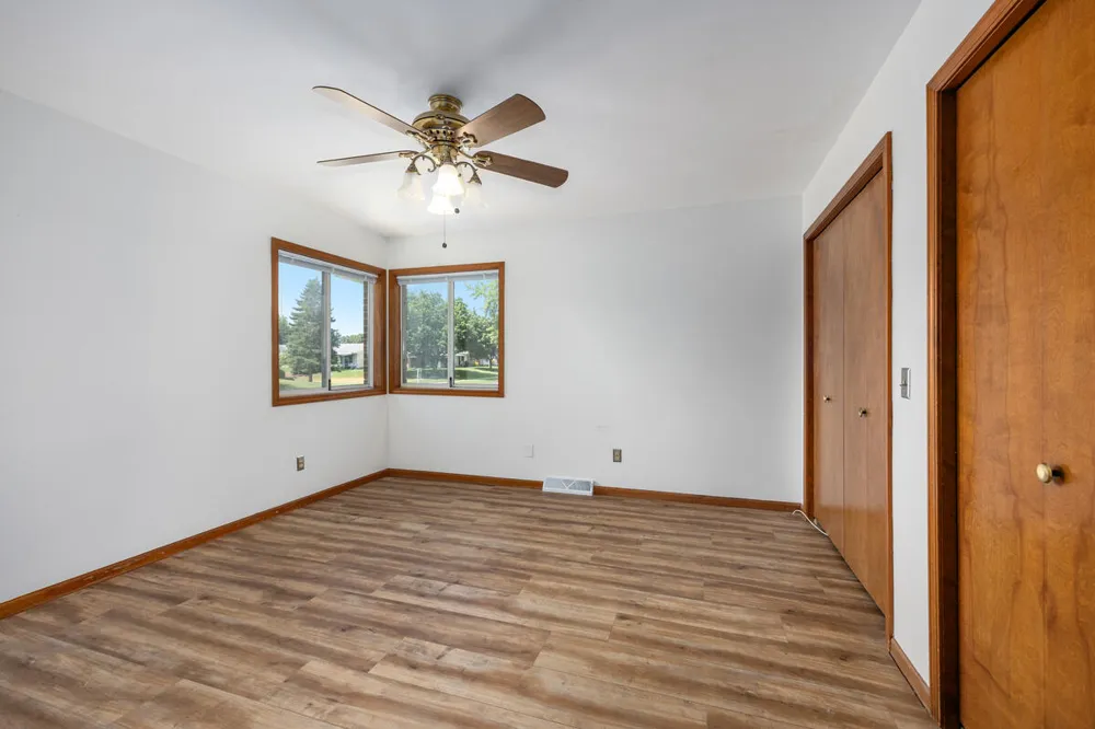 5946 Leisure South Drive SE Kentwood City, MI 49548