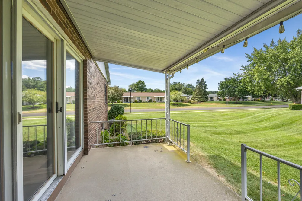 5946 Leisure South Drive SE Kentwood City, MI 49548