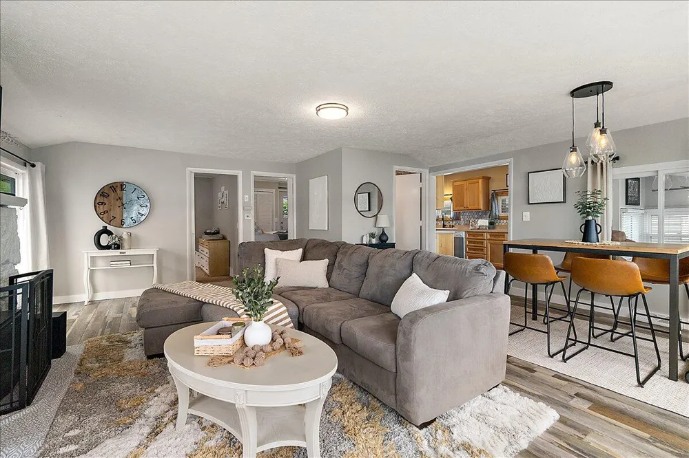 6444 Lakeshore Drive Boston Township, MI 48881
