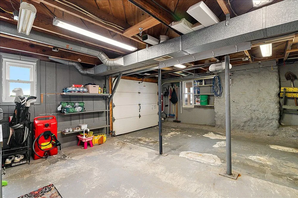6444 Lakeshore Drive Boston Township, MI 48881