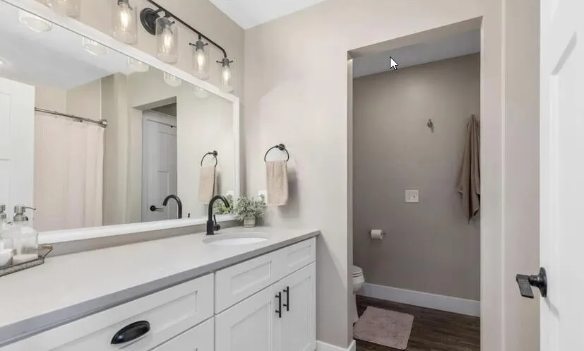 4348 St Annes Avenue SE #21 Kentwood City, MI 49512