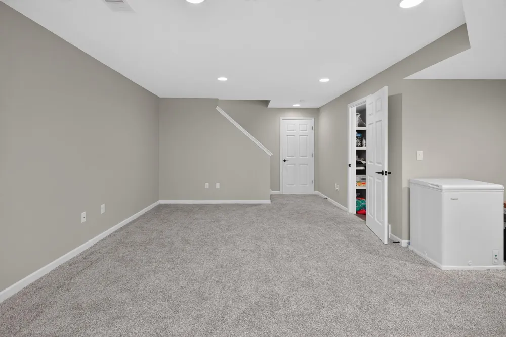 4348 St Annes Avenue SE #21 Kentwood City, MI 49512