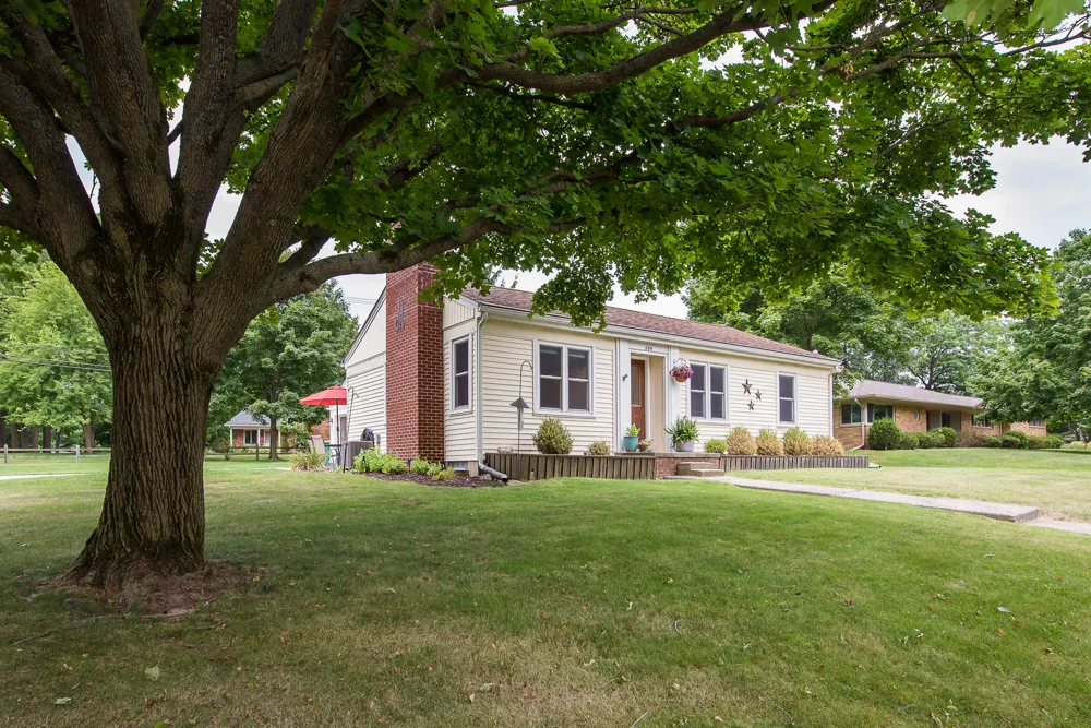 205 Mills Road Saline City, MI 48176