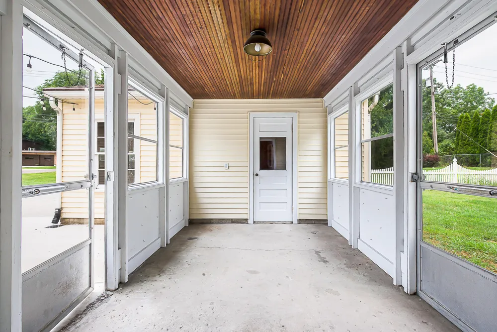 205 Mills Road Saline City, MI 48176
