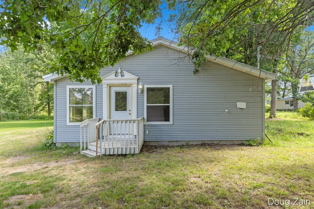 10680 15 Mile Road NE Oakfield Township, MI 49319