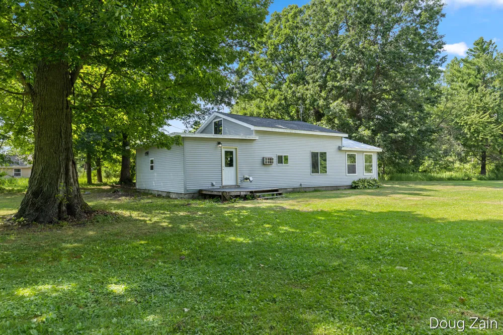 10680 15 Mile Road NE Oakfield Township, MI 49319