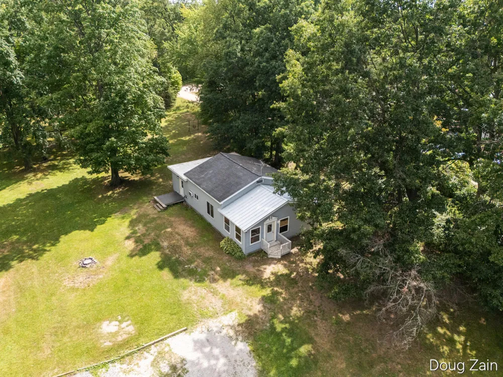 10680 15 Mile Road NE Oakfield Township, MI 49319