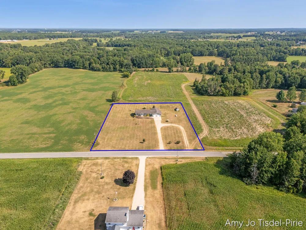 16972 W Stanton Road Unknown, MI 49339