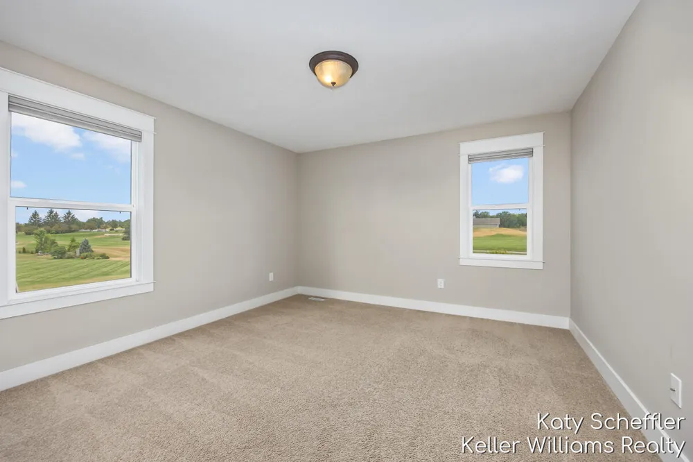 4109 Boulder View Drive NE Plainfield Charter Township, MI 49306