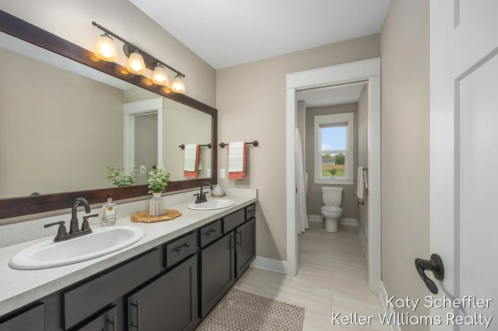 4109 Boulder View Drive NE Plainfield Charter Township, MI 49306