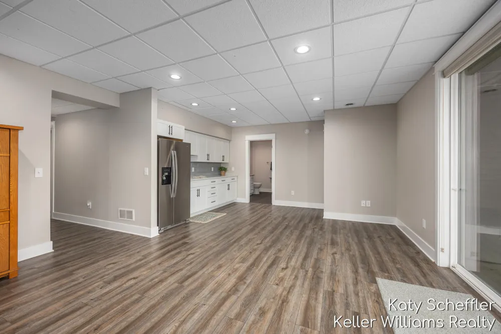 4109 Boulder View Drive NE Plainfield Charter Township, MI 49306