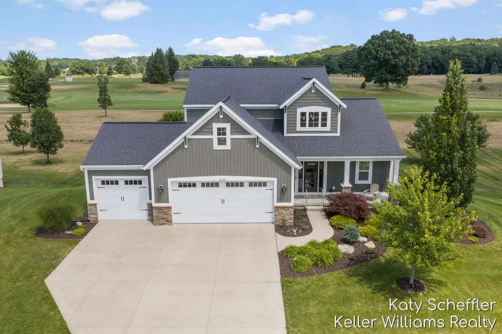 4109 Boulder View Drive NE Plainfield Charter Township, MI 49306