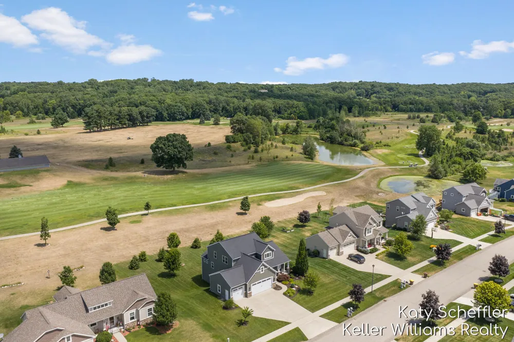 4109 Boulder View Drive NE Plainfield Charter Township, MI 49306