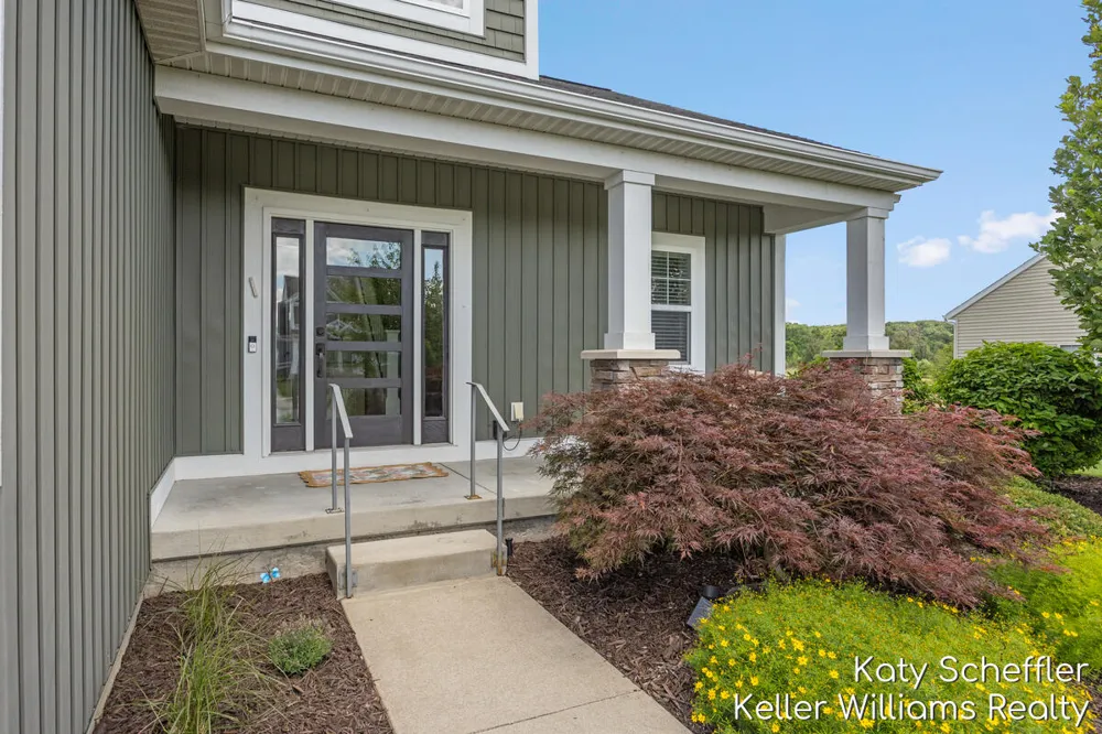 4109 Boulder View Drive NE Plainfield Charter Township, MI 49306