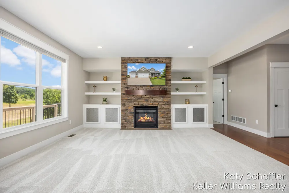 4109 Boulder View Drive NE Plainfield Charter Township, MI 49306