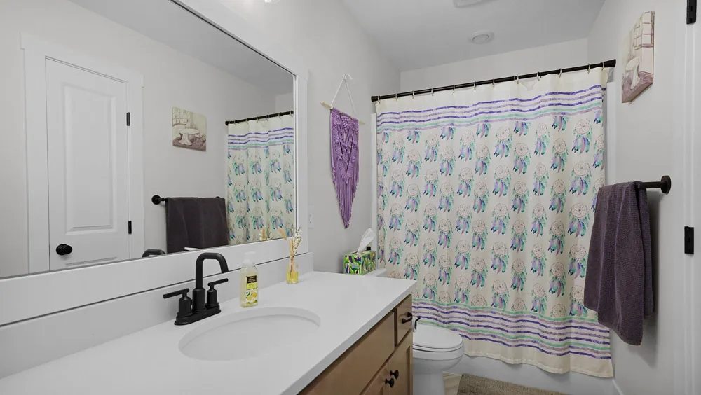 5871 Hemlock Drive SW Wyoming City, MI 49418