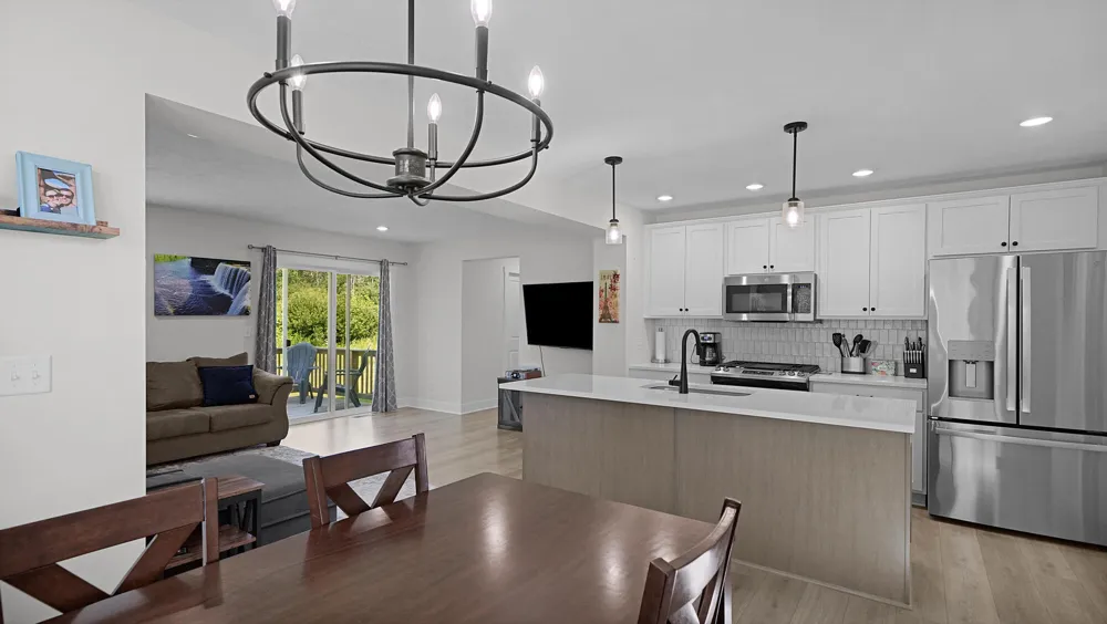 5871 Hemlock Drive SW Wyoming City, MI 49418