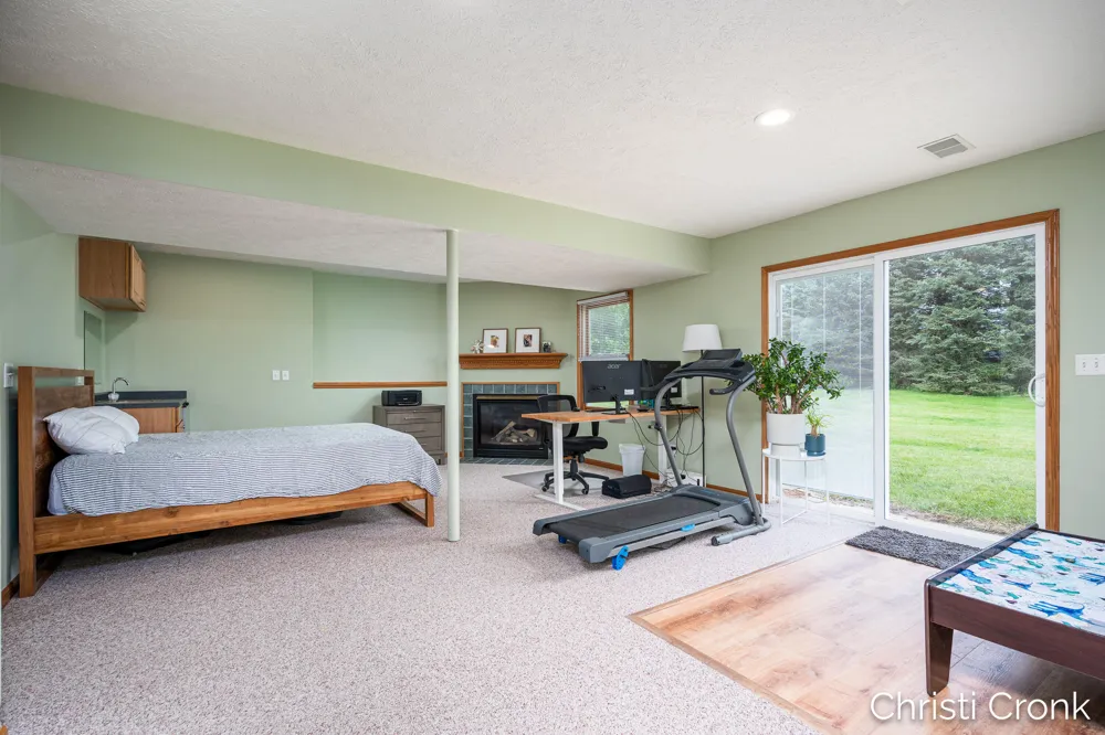 8414 Windstone Drive NE Algoma Township, MI 49341