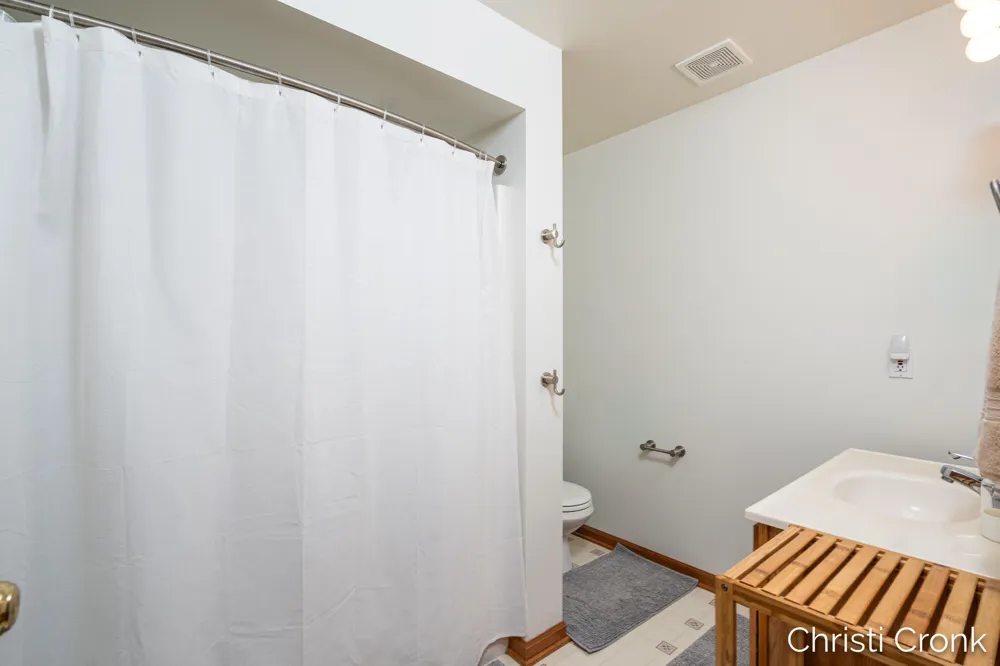 8414 Windstone Drive NE Algoma Township, MI 49341