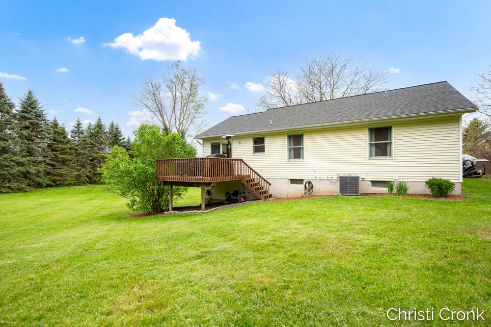 8414 Windstone Drive NE Algoma Township, MI 49341