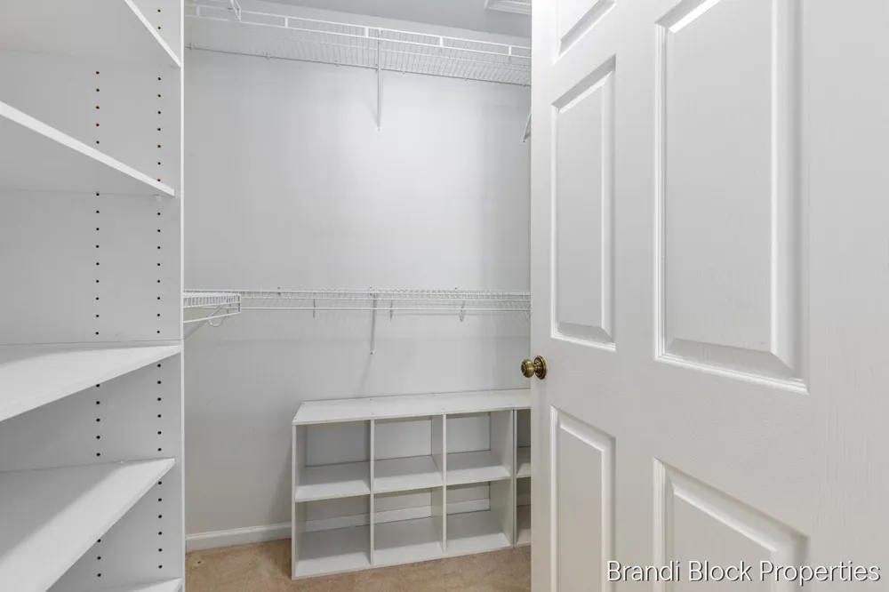 59 Pond Ridge Drive NE #20 Grand Rapids Charter Township, MI 49546