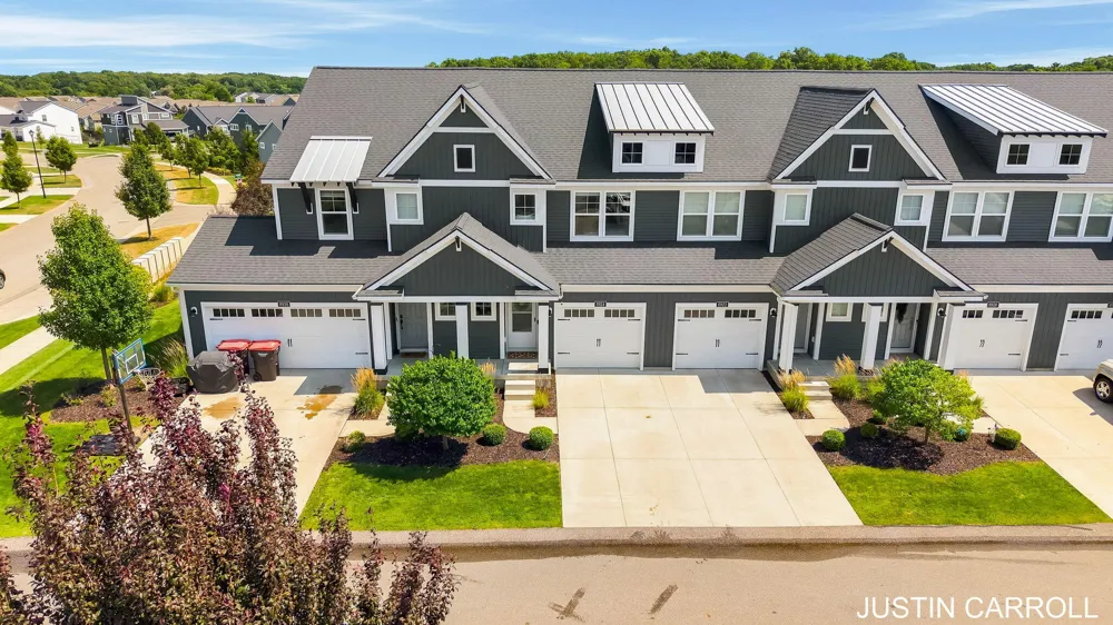 8924 Barrington Lane #40 Georgetown Charter Township, MI 49428