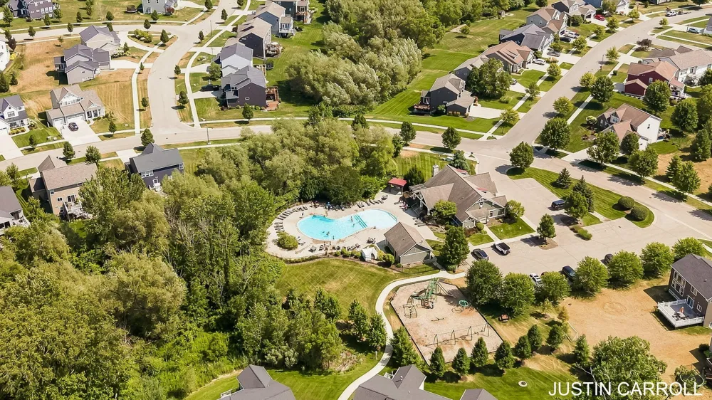8924 Barrington Lane #40 Georgetown Charter Township, MI 49428