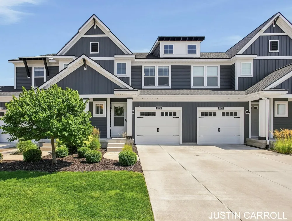 8924 Barrington Lane #40 Georgetown Charter Township, MI 49428