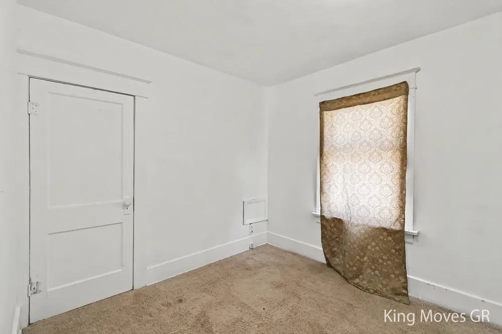 536 Shepard Street Lansing City, MI 48912