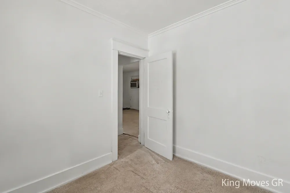 536 Shepard Street Lansing City, MI 48912