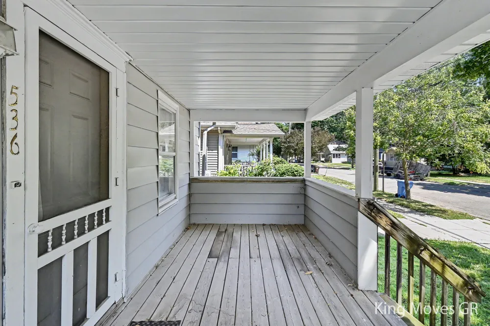 536 Shepard Street Lansing City, MI 48912