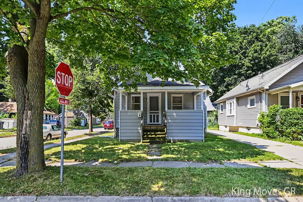 536 Shepard Street Lansing City, MI 48912
