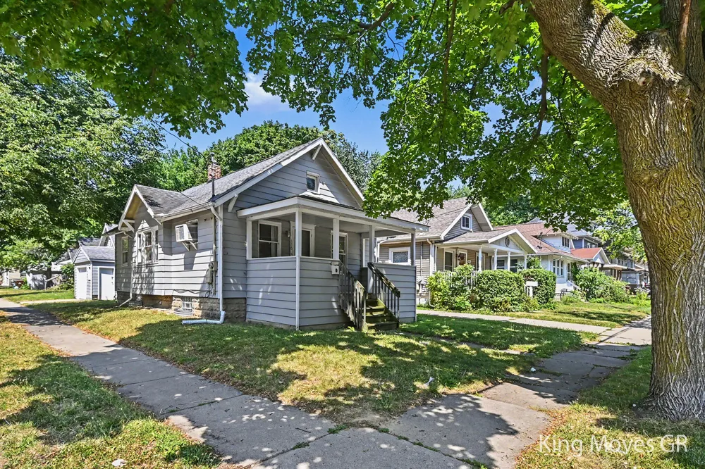 536 Shepard Street Lansing City, MI 48912