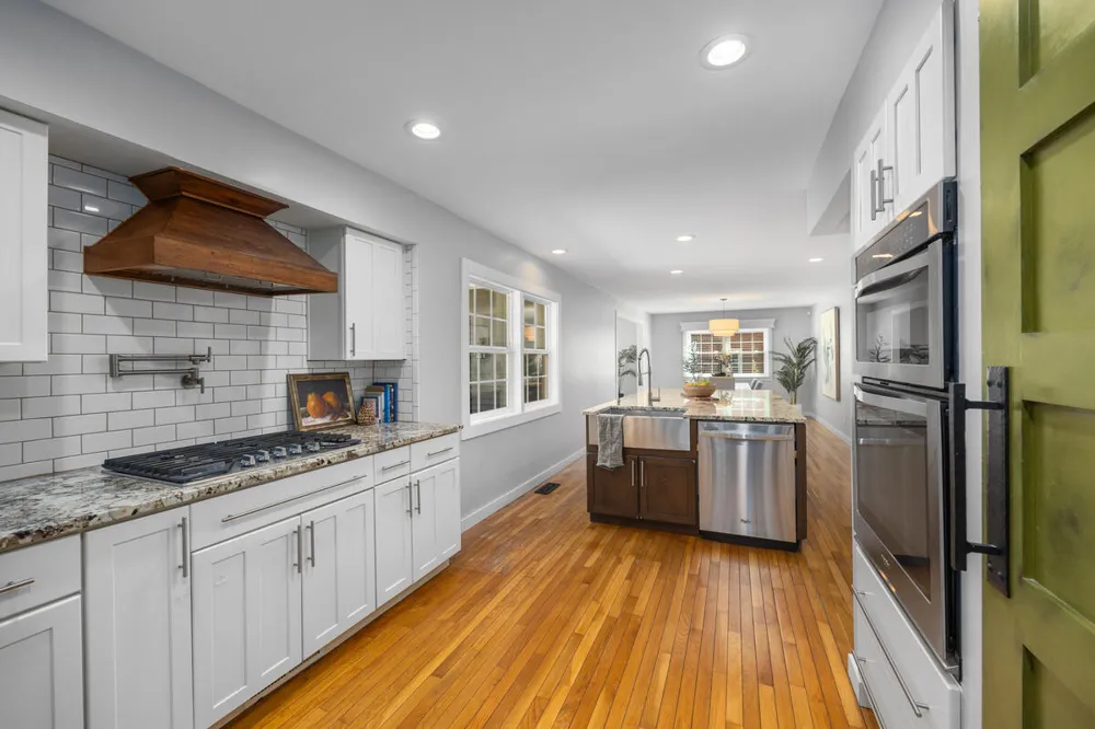 5630 Far Hill Drive SE Ada Township, MI 49546