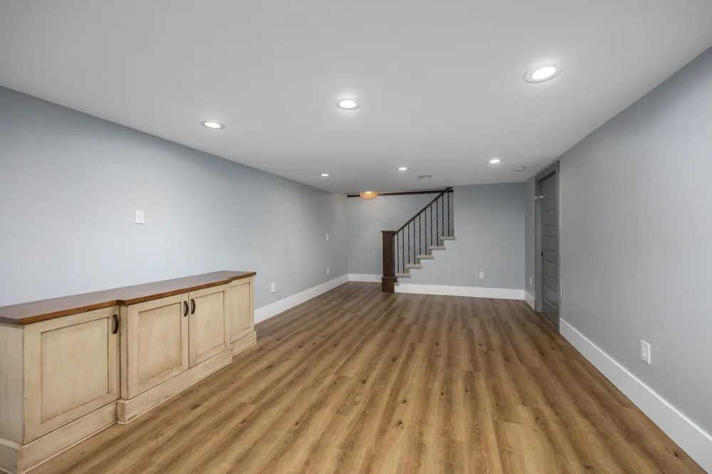 5630 Far Hill Drive SE Ada Township, MI 49546