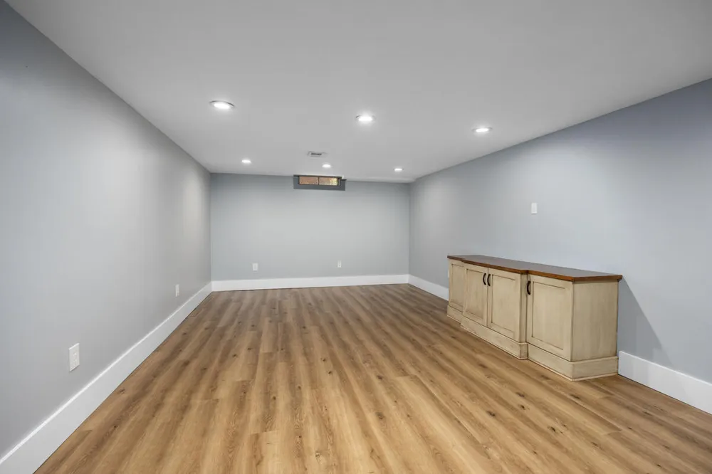 5630 Far Hill Drive SE Ada Township, MI 49546