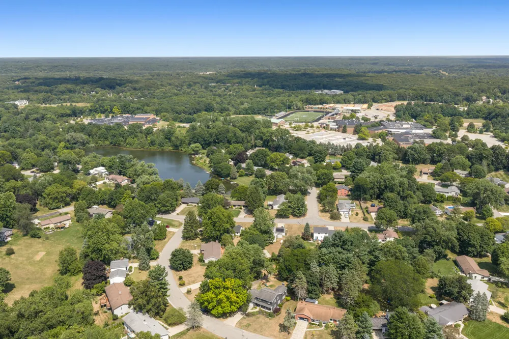 5630 Far Hill Drive SE Ada Township, MI 49546