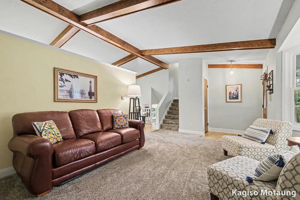 14259 Sunview Drive Holland Charter Township, MI 49424
