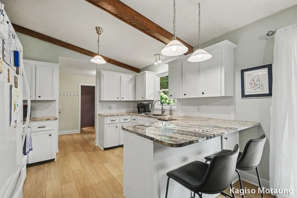 14259 Sunview Drive Holland Charter Township, MI 49424