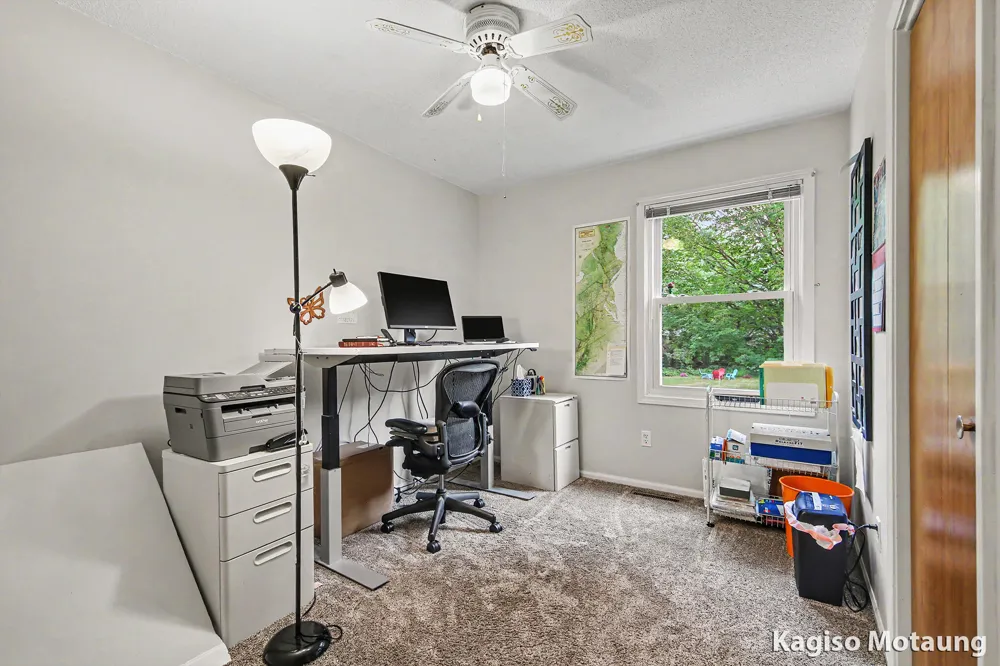 14259 Sunview Drive Holland Charter Township, MI 49424