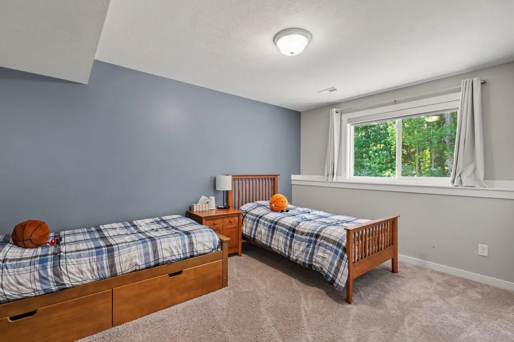 482 Windchime Drive NE Plainfield Charter Township, MI 49321
