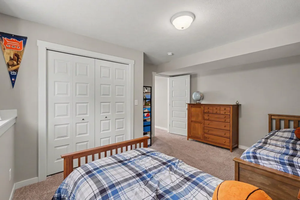 482 Windchime Drive NE Plainfield Charter Township, MI 49321